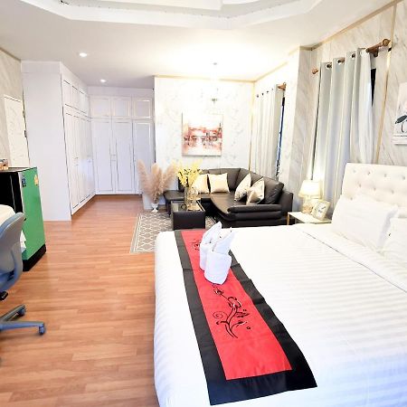 The Star Hotel Udon Thani Esterno foto