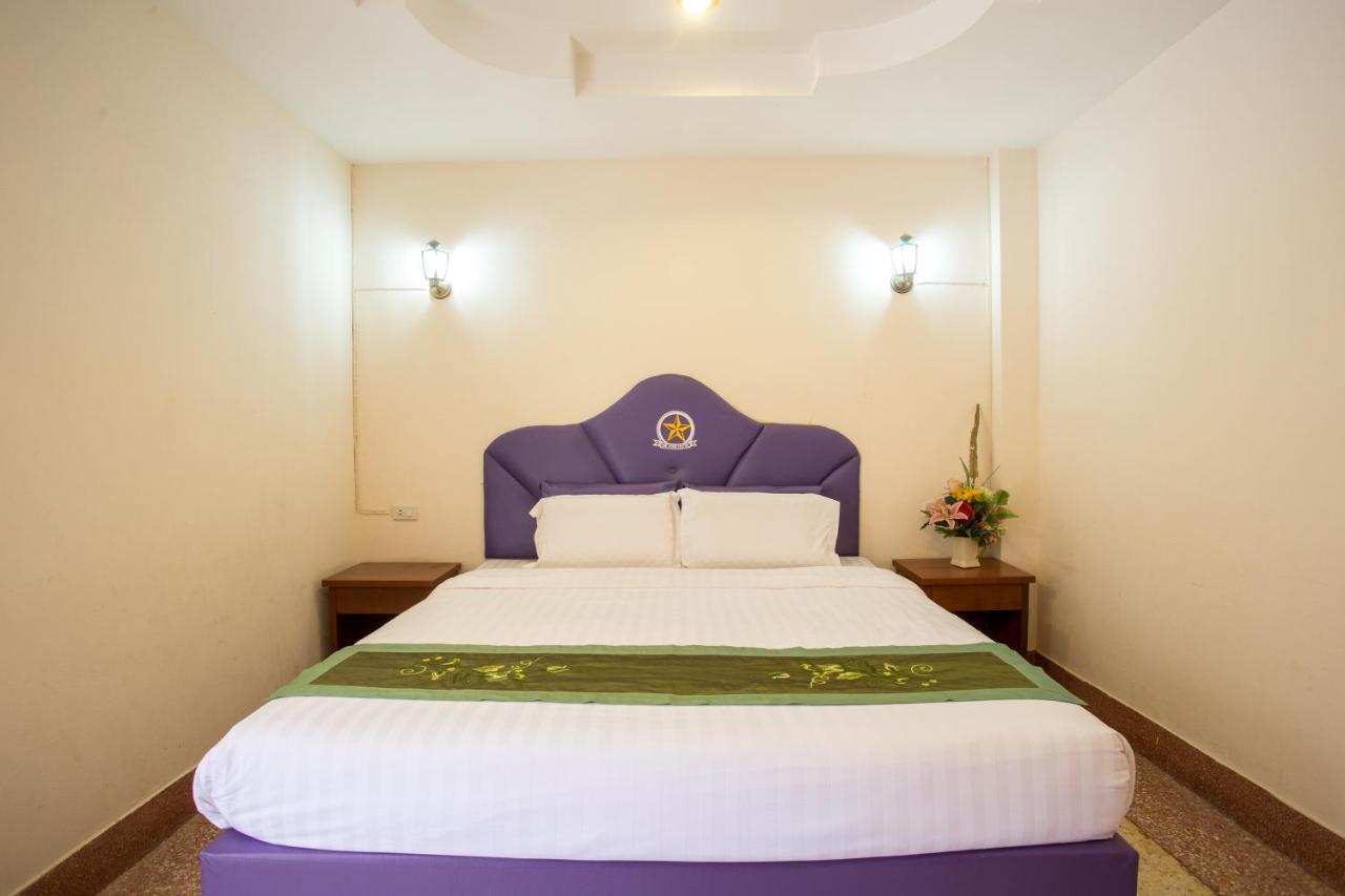 The Star Hotel Udon Thani Esterno foto