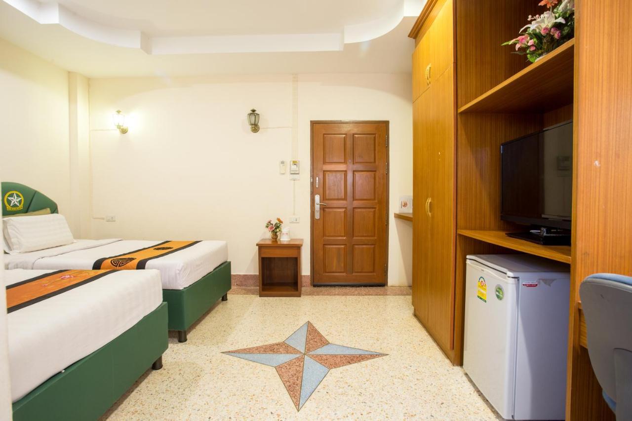 The Star Hotel Udon Thani Esterno foto